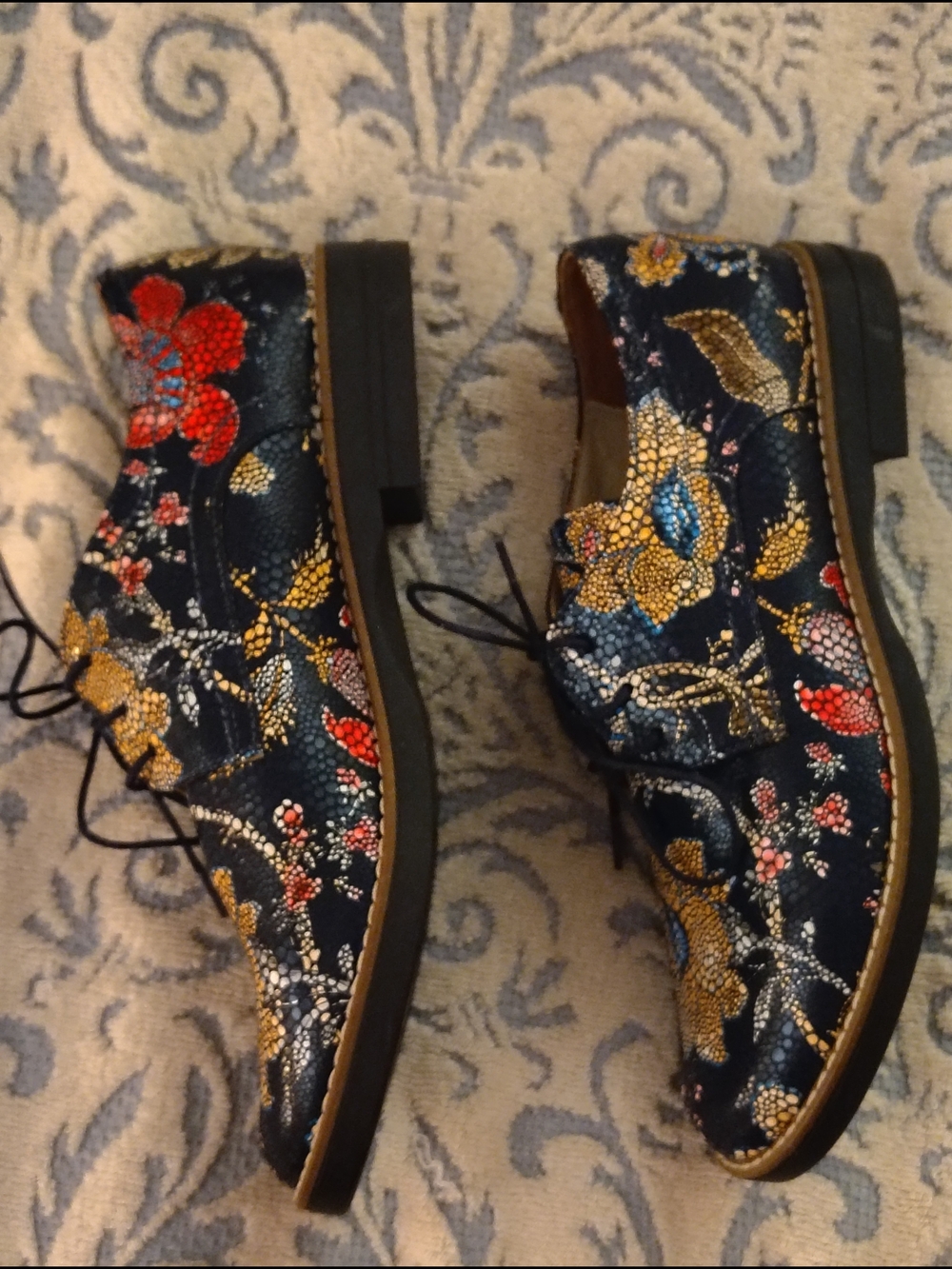 Floral Embossed Black Lace-Up Women’s Flats - Picture 10 of 14